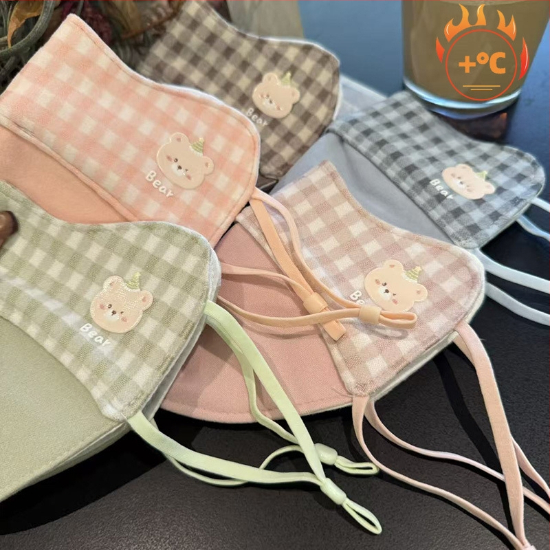 Детска топла маска за зимата, памук, клетъчен принт, карикатурен стил, с ушни ластички