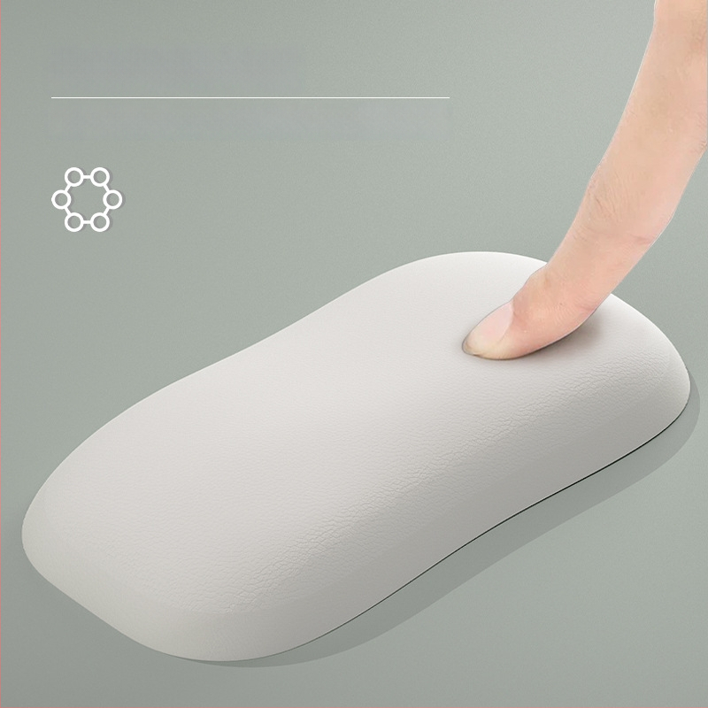 Käe tugi mehhaanilisele klaviatuurile ja hiirele — mäluvaht, libisemiskindel