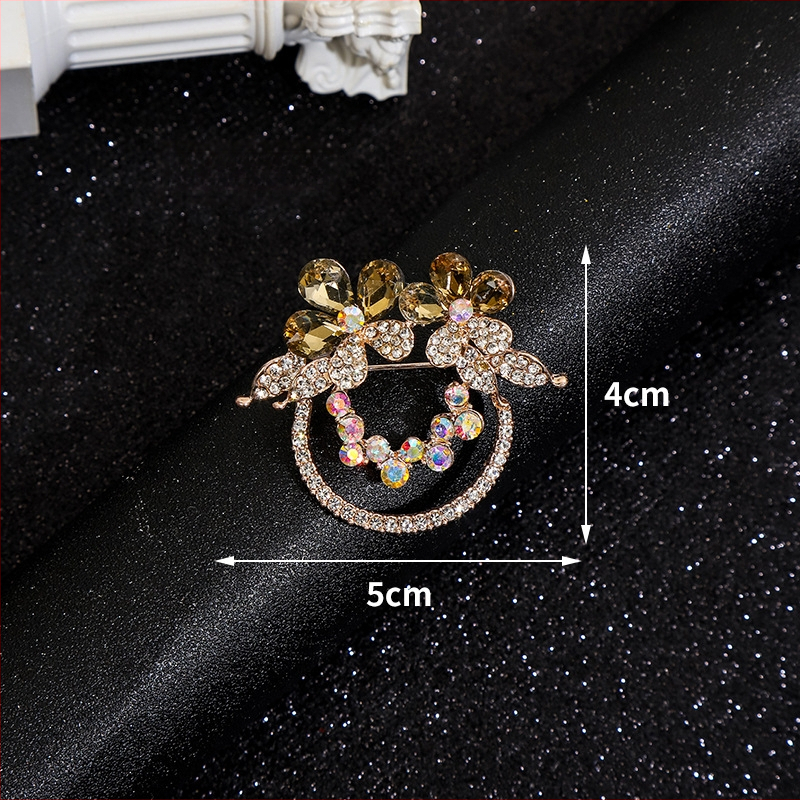 Женска брошка от сплав – закопчалка за копринен шал и връзване на подгъва на тениска, електроплатина, класически и универсален декоративен аксесоар, марка Yusheng