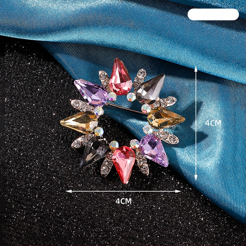 Брошка във формата на цвете с кристални акценти, корейски стил, метална сплав, мултифункционална, двойна употреба