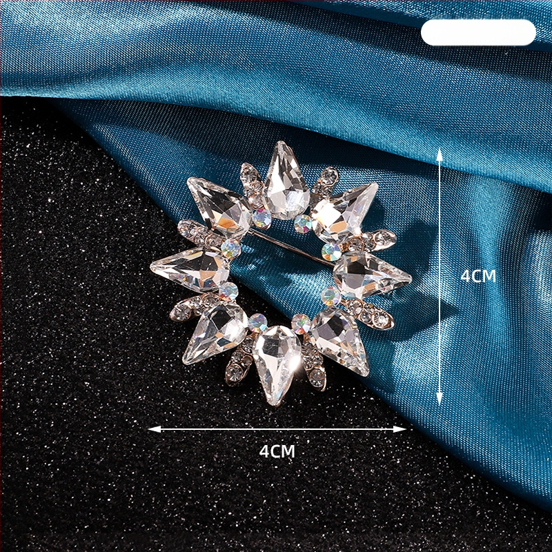 Брошка във формата на цвете с кристални акценти, корейски стил, метална сплав, мултифункционална, двойна употреба