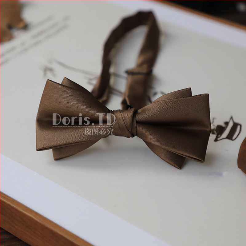 Férfi csokornyakkendő lapos fejű, poliészter, egyszínű, normál szélesség, esküvői kiegészítő