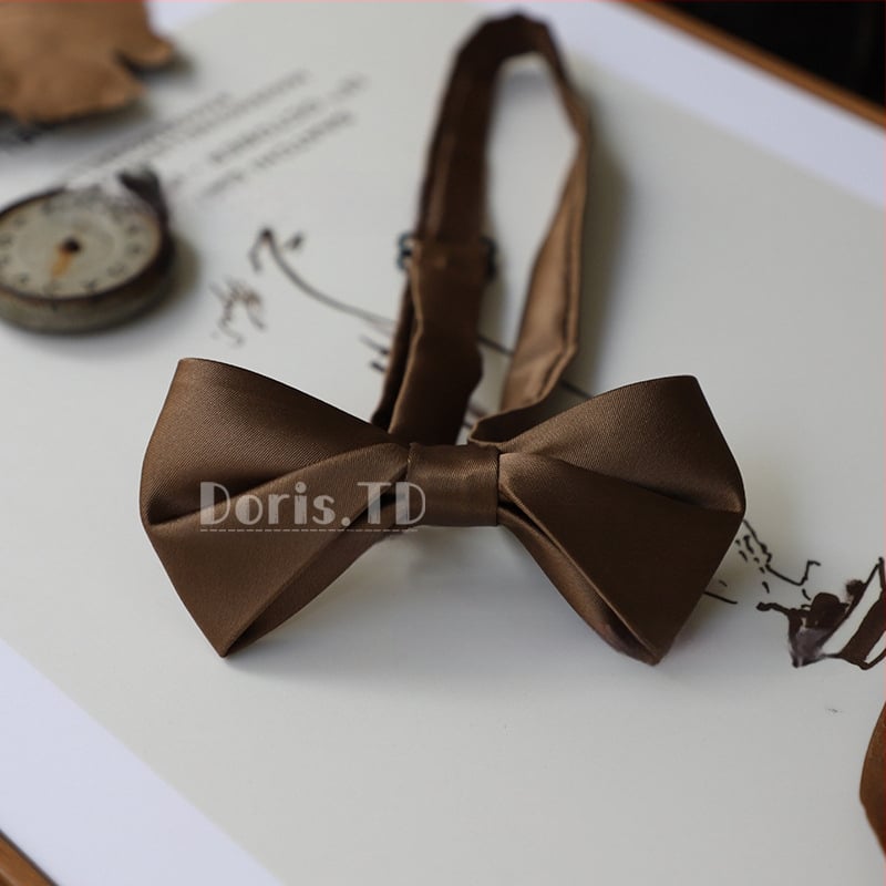 Férfi csokornyakkendő lapos fejű, poliészter, egyszínű, normál szélesség, esküvői kiegészítő