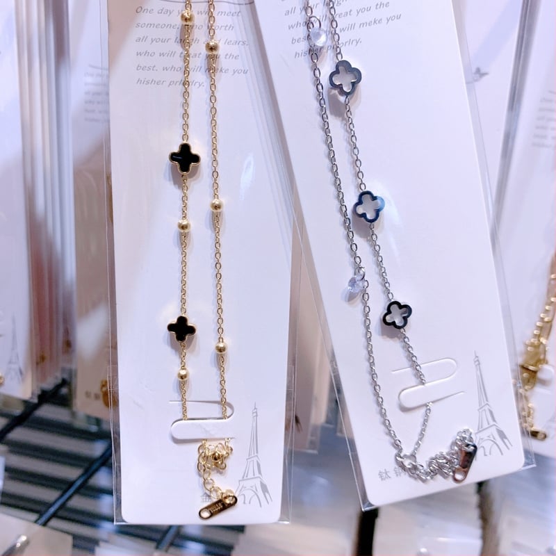 Гривна от титаниева стомана с мотив четирилистна детелина, Seiko обработка, марка Light Dust, дамска модна бижутерия