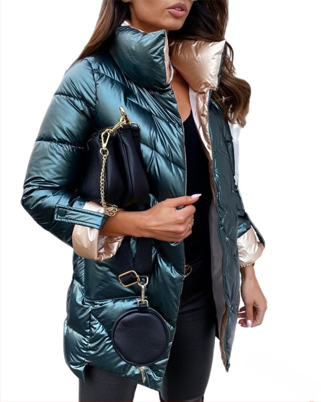 Памучно-пухено палто с дълги ръкави, свободна кройка, цип за закопчаване, пълнеж полиестер-памук, основна материя полиестерни влакна