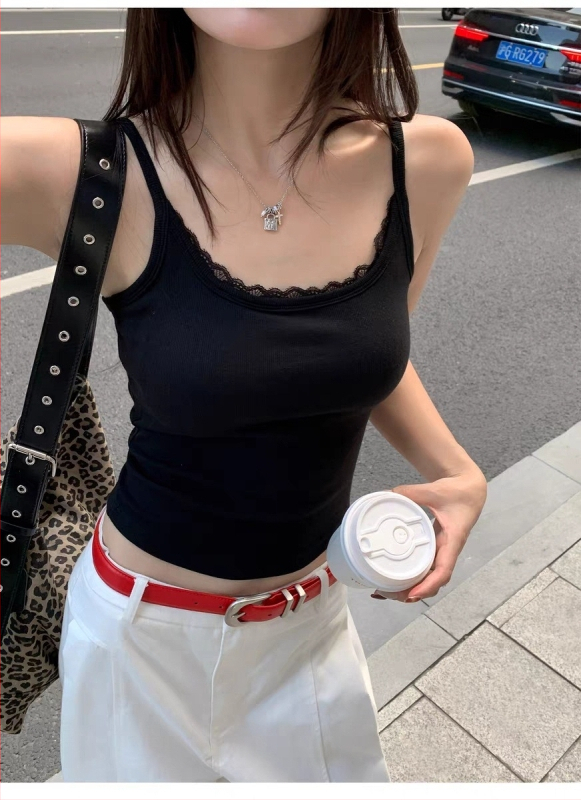 Kamisola s čipkom i spužvastim jastučićem, okrugli izrez, viskozna tkanina, srednja gustoća 181-200 g/m2