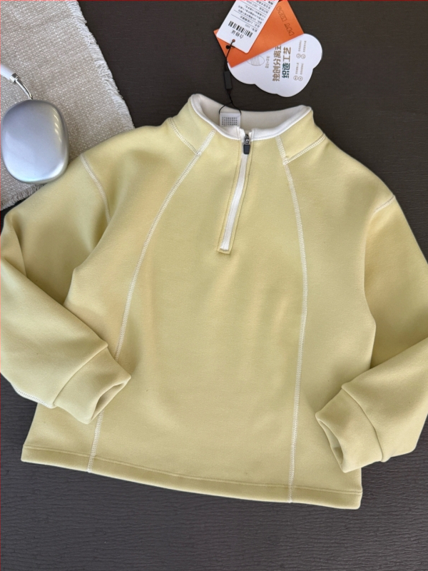 Top sport pentru copii pentru activități în aer liber, cu guler înalt și fermoar parțial; material care se usucă rapid, respirabil, evacuare a umezelii; unisex; 7–12 ani; primăvară și toamnă