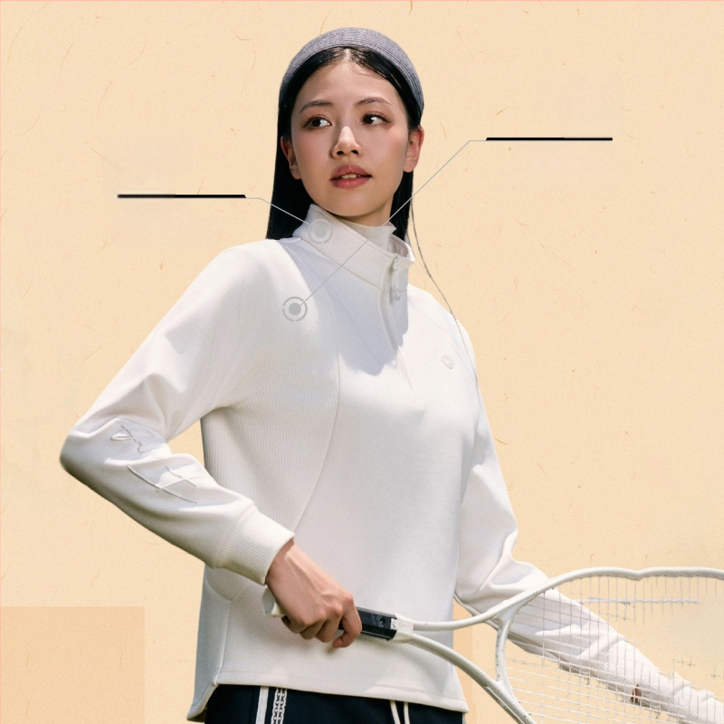 Νάιλον μπουφάν με κέντημα λογότυπου, κουκούλα, σταθερός γιακάς, μακριά μανίκια ραγκλαν, χαλαρή γραμμή