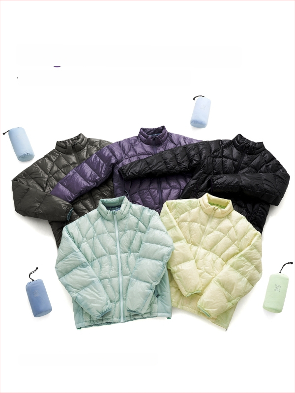 Férfi könnyű pehelykabát, állógalléros, összecsukható, 86–90% pehely, külső nylon