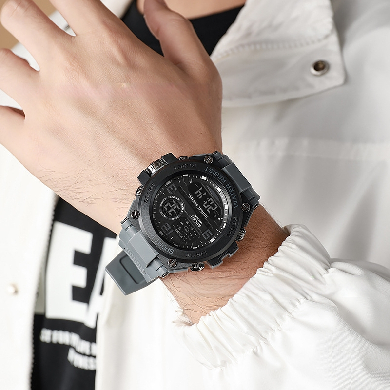 Ψηφιακό αθλητικό ρολόι με φωτιζόμενο χρονογράφο και ξυπνητήρι, αδιάβροχο μέχρι 10 μ., καντράν 43 mm, λουρί TPU, ηλεκτρονικός μηχανισμός