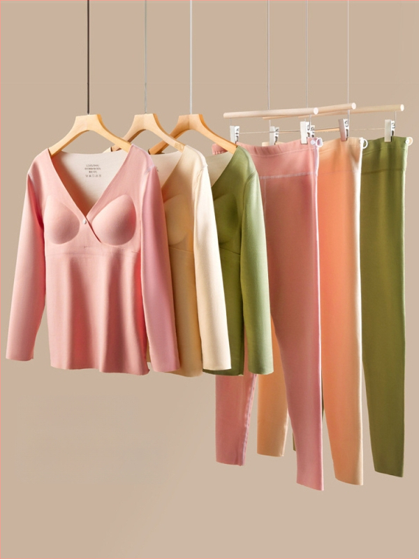 Termālā apakšveļa grūtniecēm ar barošanas atveri un fleece iekšējo apdari, garām piedurknēm tops un bikses, 90–95% poliesters