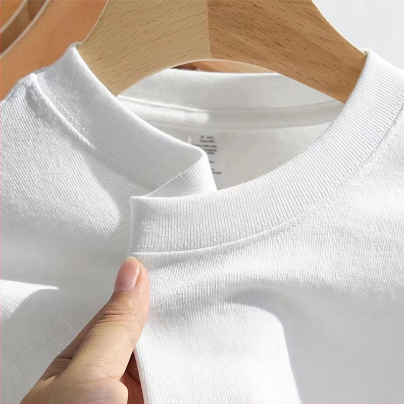 100% kokvilna, īsi piedurknes, brīvs piegriezums, bez apkakles, karikatūras druka