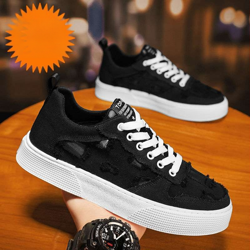 Vidēji augstas tīkla kurpes ikdienas lietošanai, iekšējā odere no mikrošķiedras ādas, gumijas zole, kraniuma raksts