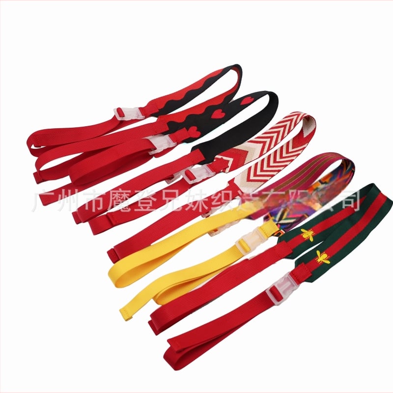 Somas siksna/plecu siksna – Moderns poliesteris, ģeometriskais raksts, svaigs un salds stils, izlaidums 2025. gada rudens, palielina ietilpību.