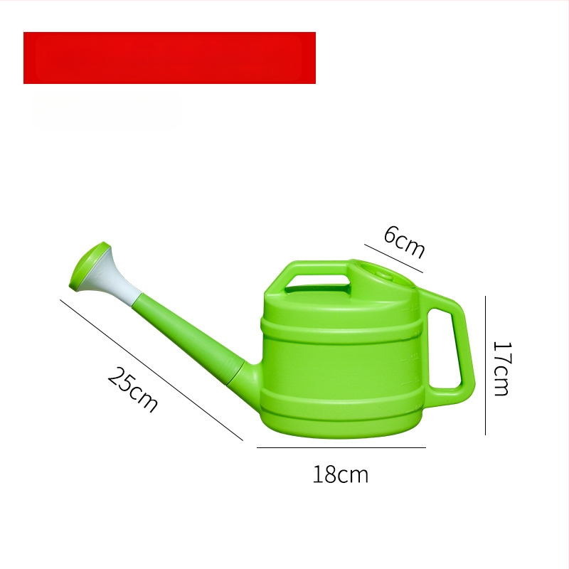 Plastmasas laistīšanas kanna ar garu izplūdumu