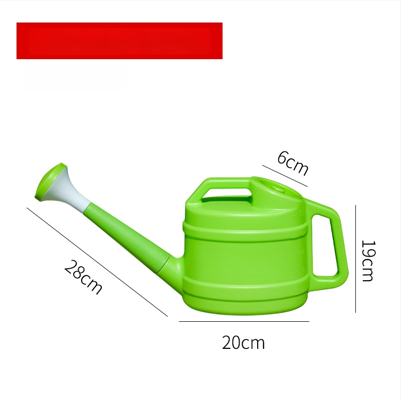 Plastmasas laistīšanas kanna ar garu izplūdumu