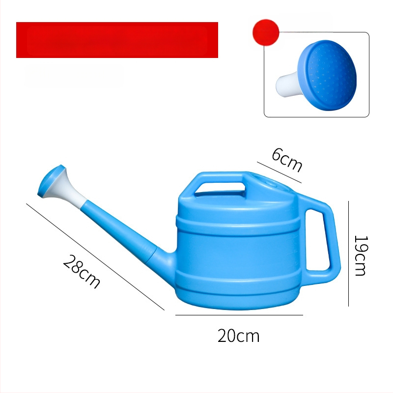 Plastmasas laistīšanas kanna ar garu izplūdumu