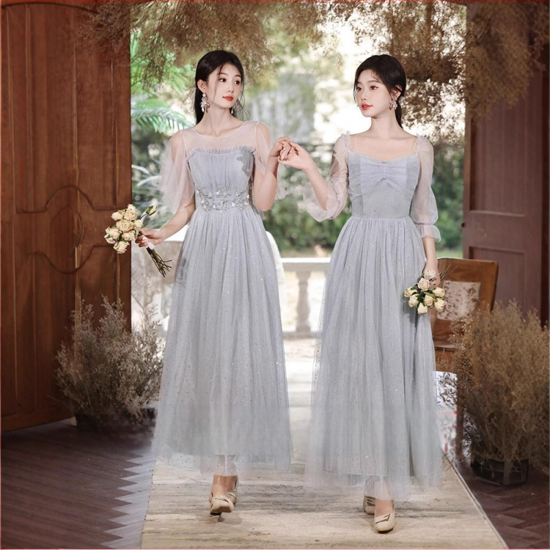 Kumām paredzēta garā A līnijas kāzu kleita ar vienu plecu, 3/4 piedurknēm, no chenille elastīgā auduma