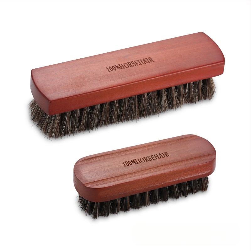 Explore batų šepetėlis su šereliais dekontaminacijai, modernus minimalistinis dizainas, pritaikymas įmanomas.