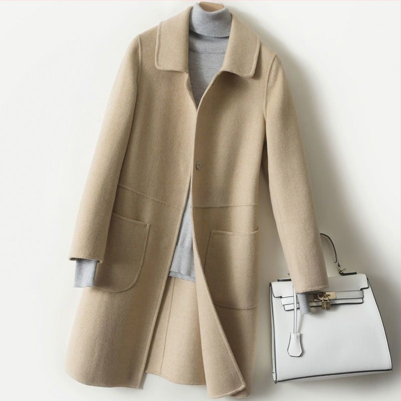 Moteriškas Chenille paltas, vidutinio ilgio, doll collar, siaura kirpimo, vienalytis raštas