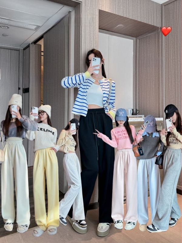 Plašas kokvilnas bikses, viduklis vidēji augsts, ikdienas brīvā stila, kokvilnas/elastāna maisījums, vidēja blīvuma