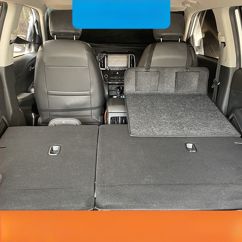 Suv ceļojumu gulta aizmugurē bagāžas nodalījumā — automātiska uzpūšana, flokēts audums, modelis 1537-3