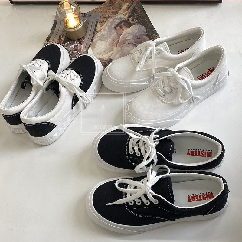 Sieviešu kanvas kurpes ar paaugstinātu augstumu, zemā augšdaļa, vulkanizēta zole, Korejas versija