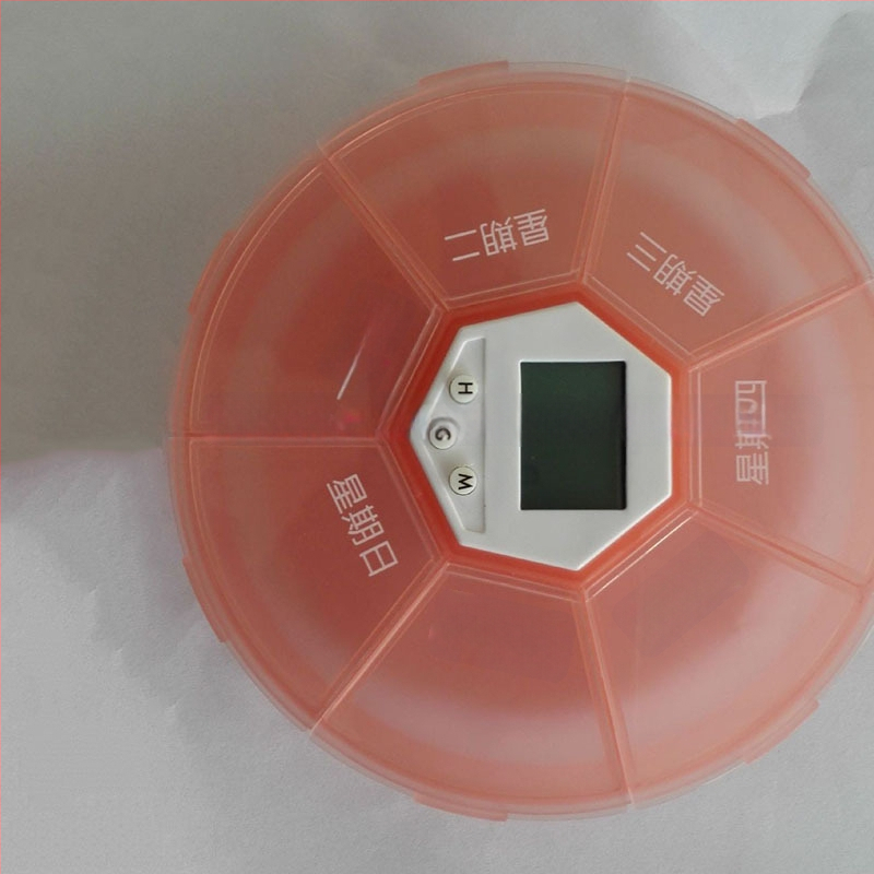 Кръгъл електронен контейнер за лекарства с таймер, 7 секции, 4 аларми, LCD дисплей