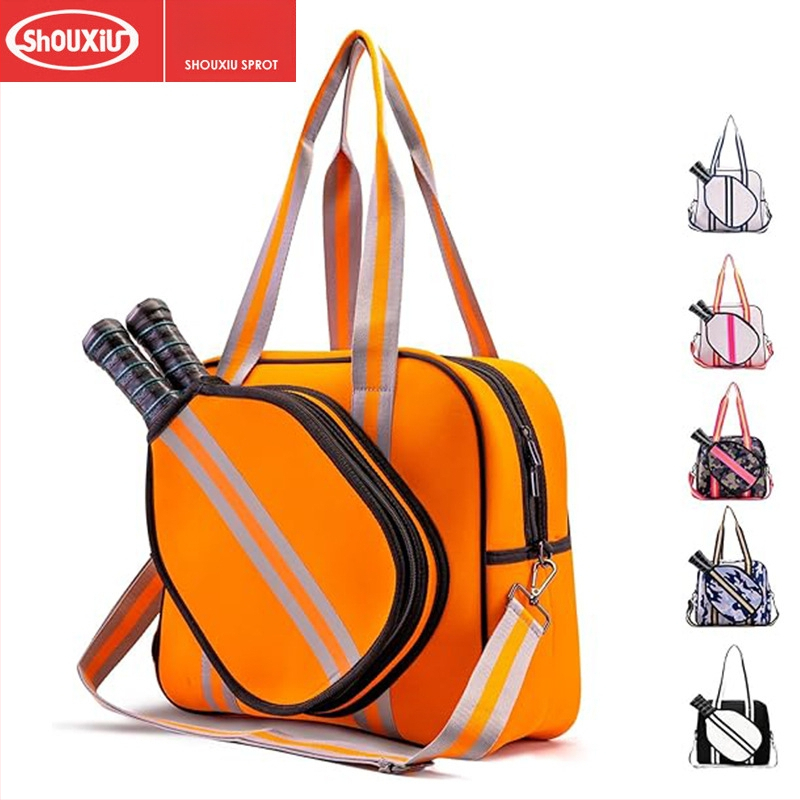 Tenisa un svarbola soma ar sausā/mitrā atdalīšana, liels ietilpība, piemērota āra sportiem, pickleball