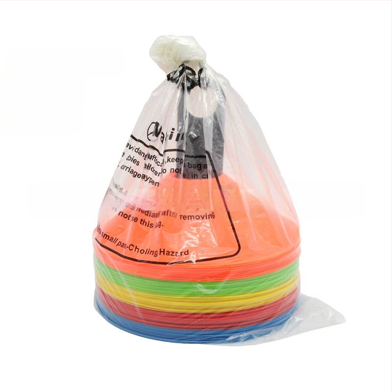 Set de 50 discuri cu logo pentru antrenamente de fotbal — material PE, brand Crown, accesorii de antrenament; potrivit pentru fotbal, volei cu picioarele, tenis de masă și badminton.