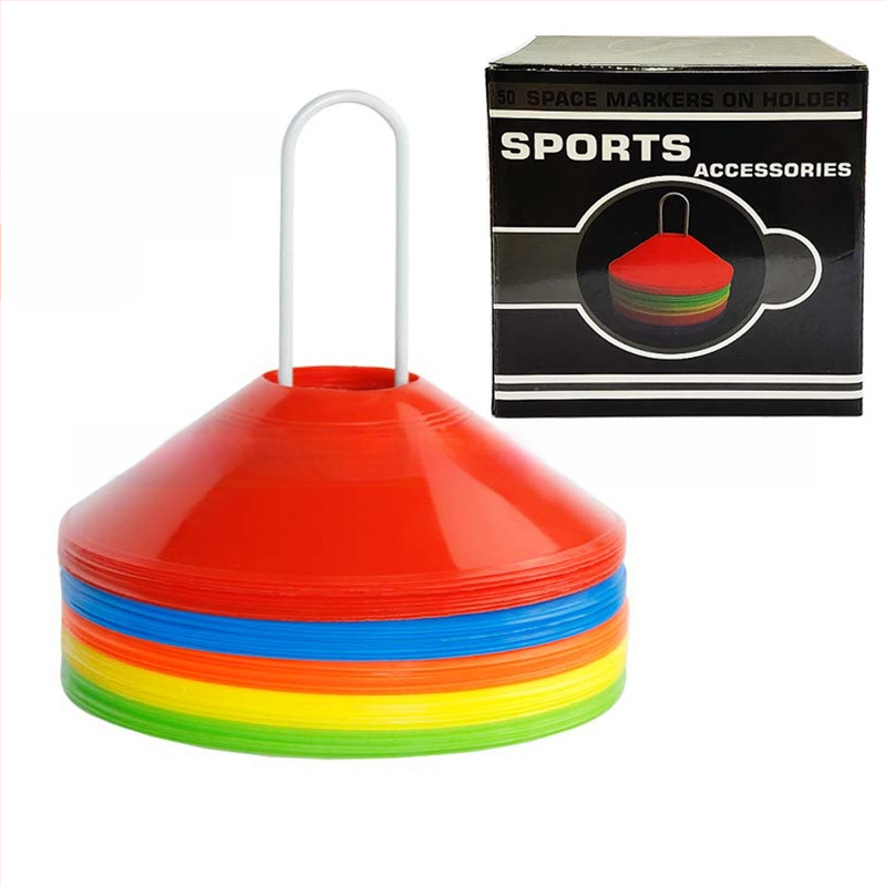 Set de 50 discuri cu logo pentru antrenamente de fotbal — material PE, brand Crown, accesorii de antrenament; potrivit pentru fotbal, volei cu picioarele, tenis de masă și badminton.