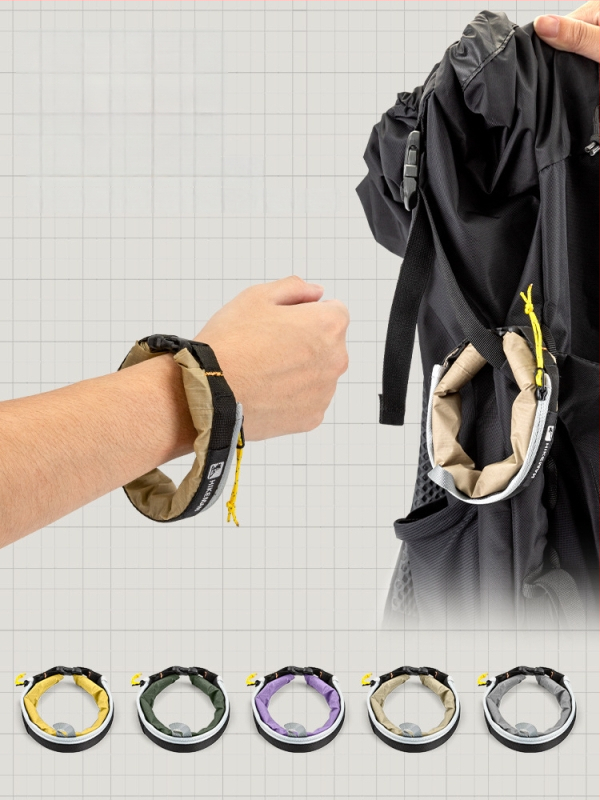 Silicone pārklāta ūdensdroša soma ārējiem ūdenssportiem, viegla, minimālisma dizains; materiāls: 20D silikona pārklājuma audums; pielietojums: niršana, pārgājieni, pludmale, peldēšana