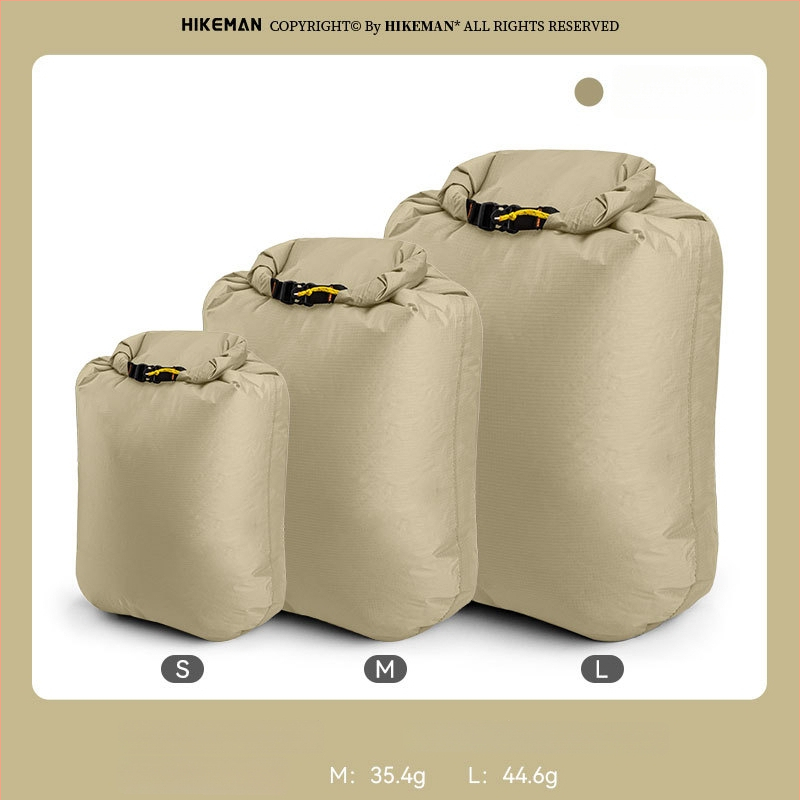 Silicone pārklāta ūdensdroša soma ārējiem ūdenssportiem, viegla, minimālisma dizains; materiāls: 20D silikona pārklājuma audums; pielietojums: niršana, pārgājieni, pludmale, peldēšana