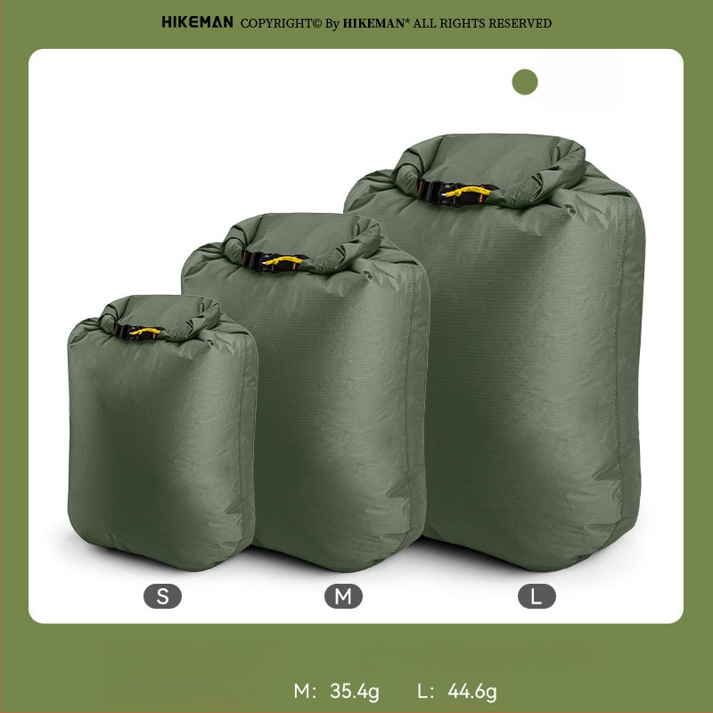 Silicone pārklāta ūdensdroša soma ārējiem ūdenssportiem, viegla, minimālisma dizains; materiāls: 20D silikona pārklājuma audums; pielietojums: niršana, pārgājieni, pludmale, peldēšana