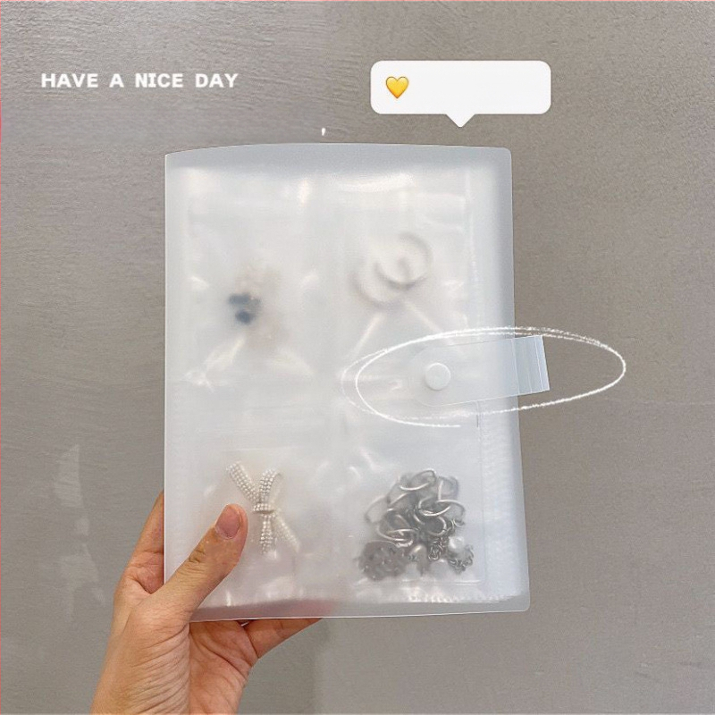 Мека чанта за съхранение на бижута — модерен минималистичен стил, запечатан джоб, организатор за обици, гривни и фиби, възможност за персонализация