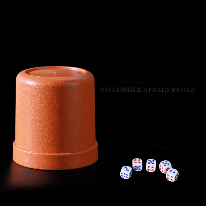 Κύπελλο Ζαριών Double sword, PP υλικό, στρογγυλεμένες γωνίες, σχήμα Άλλο