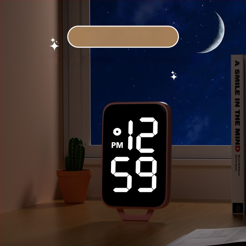 Ρολόι-κλειδοθήκη καρτών με τετράγωνο καντράν – ηλεκτρονικός μηχανισμός, αριθμητική ένδειξη, αδιάβροχο έως 10 μ