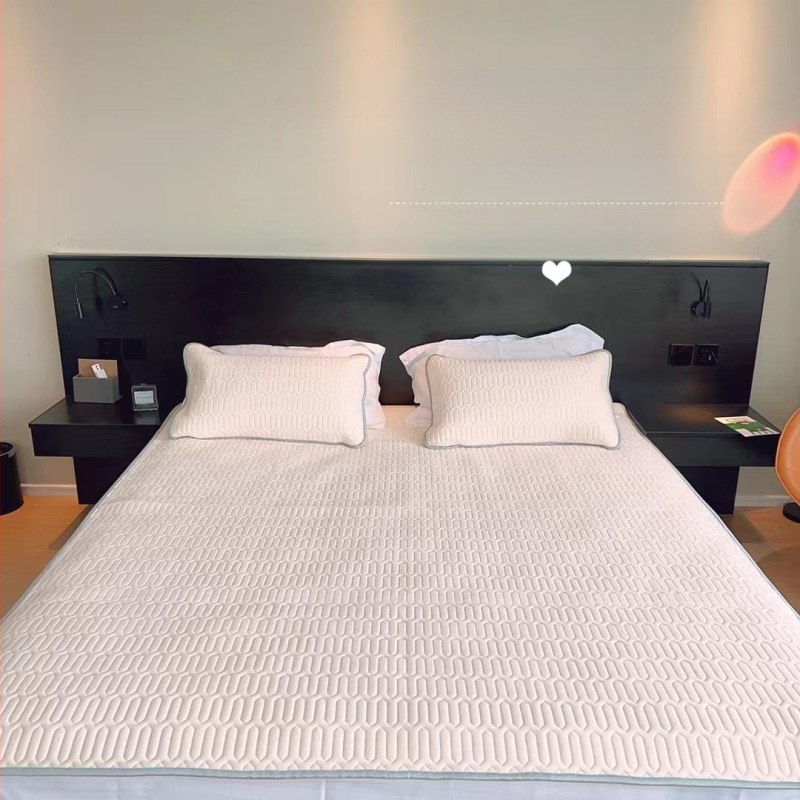 Σετ τριών τεμαχίων στρώματος από φυσικό λατέξ, αναδιπλούμενο, περιεκτικότητα λατέξ >90%, ύφανση με εκτύπωση