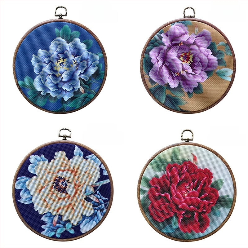 Бродерия с кръстчета – мотив пион, ръчна бродерия с конци, античен стил, дневна декорация