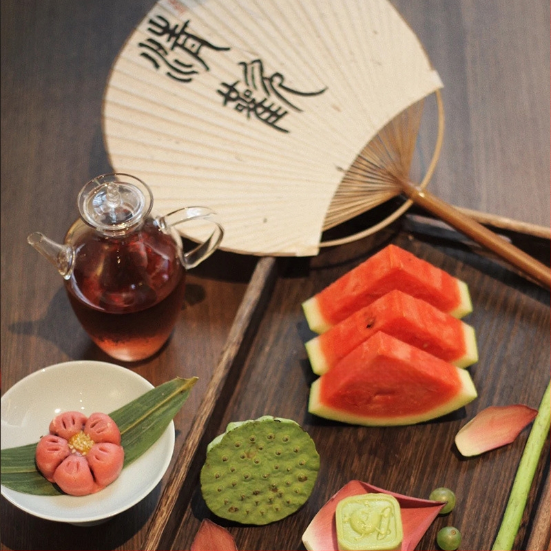 Порцеланова плодова чиния, новокитайски стил