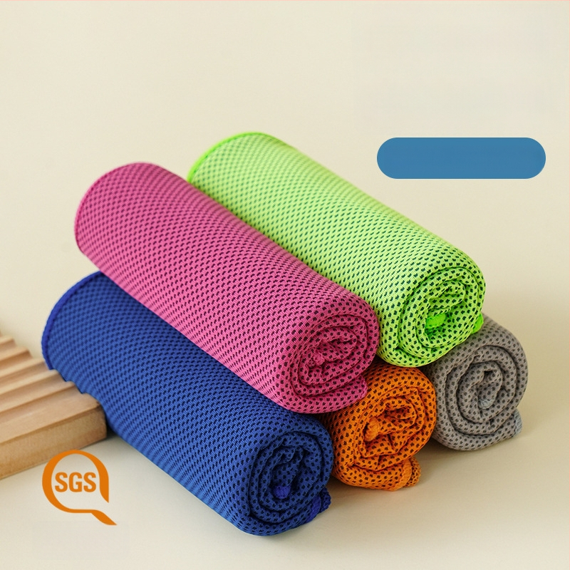 Sportski ručnik – poliester; hlađenje, brzo sušenje, upijanje znoja; apsorpcija vode 0–5 s; težina 48 g; moguće prilagoditi logom