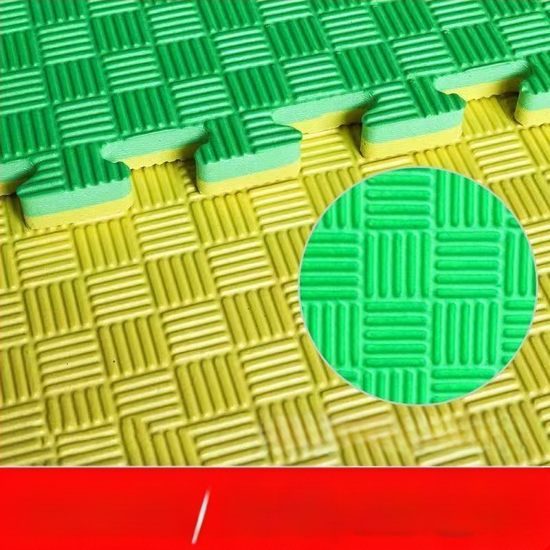 Тренировъчна подложка за фитнес и бойни изкуства — патчворк дизайн, квадратна форма, ивици, балонова пяна, машинно тъкане