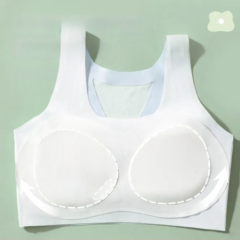 Pubertáskorú lányoknak szánt sportmelltartó (12–15 évesek), teljes kosár, vékony formázott kosár, Nylon alapanyag (70–80%), rögzített kettős pántok, légies és formázó