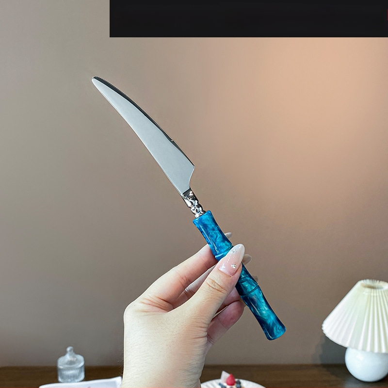 Σετ μαχαιροπίρουνων με ακρυλική λαβή από ανοξείδωτο χάλυβα 304, με μπαμπού σύνδεσμο, φινίρισμα καθρέφτη