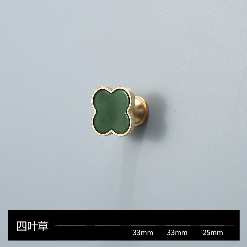 Skapja un garderobes durvju rokturis - Four-leaf Clover modelis, cinka sakausējums, elektroplatēšana, viegls luksusa stils