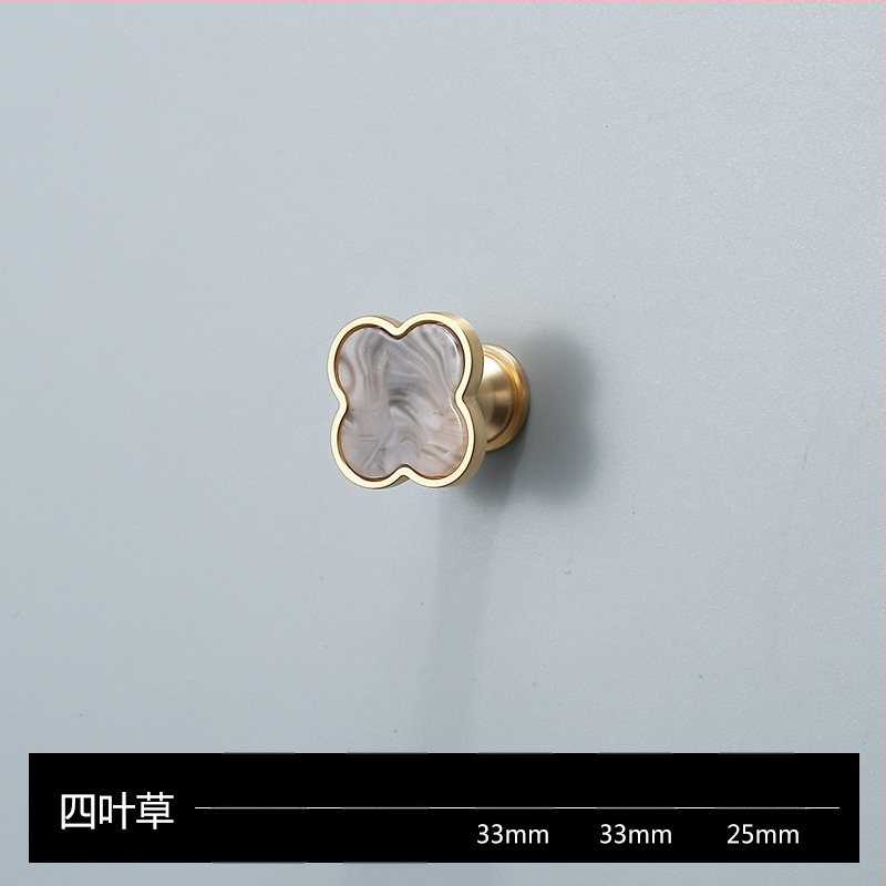 Skapja un garderobes durvju rokturis - Four-leaf Clover modelis, cinka sakausējums, elektroplatēšana, viegls luksusa stils