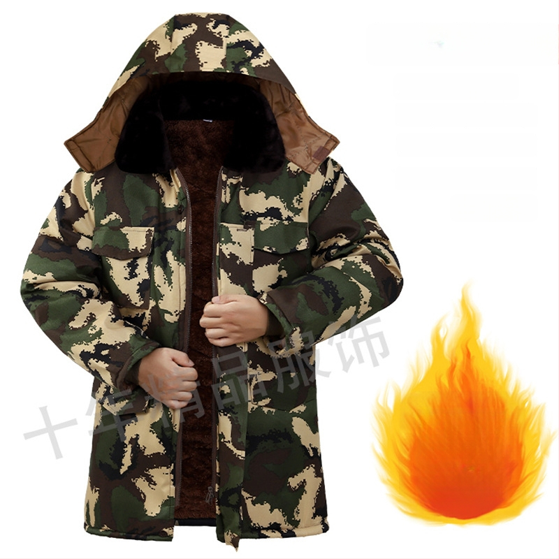 Мъжко памучно работно яке с качулка, подплатено флийсом, камуфлажен принт