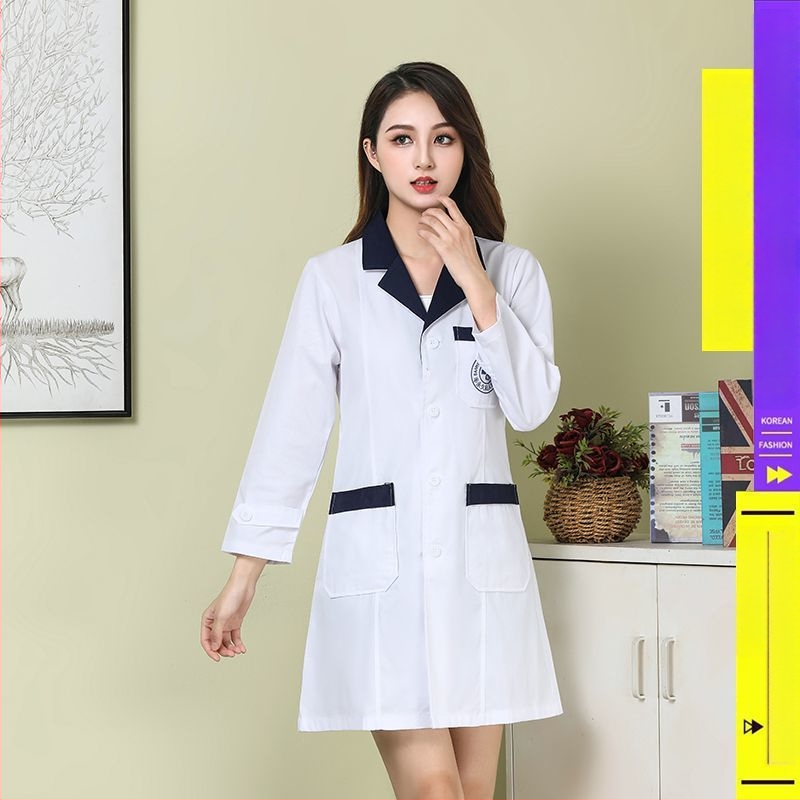 Kosmetoloģijas salonam universāla īsa darba jaka ar kažokādas apkakli, 3/4 garuma piedurknes, chenille audums ar spandex 30–50%, radiācijas aizsardzība