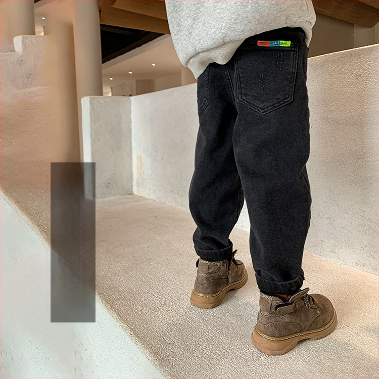 Bērnu džinsi ar fleece iekšpusi, korejiešu stilā, brīvā piegriezuma, 75% kokvilna, ziemas kolekcija 2024
