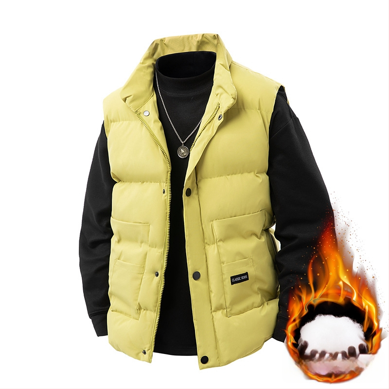 Férfi ujjatlan mellény poliészter töltettel és béléssel, álló gallérral, laza szabás, oldalsó zsebek, őszi-téli mindennapi viseletre